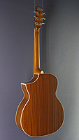 Samick SGW Steelstring OM Form, massive Fichte oder Zeder, Mahagoni, Cutaway, Pickup, sunburst lackiert, Rückansicht